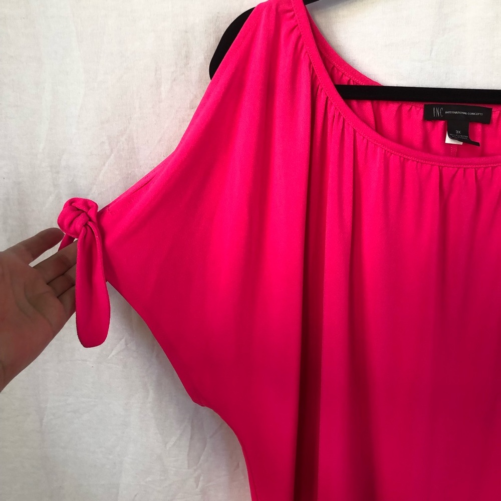INC Cold Shoulder Top - Picture 6 of 7